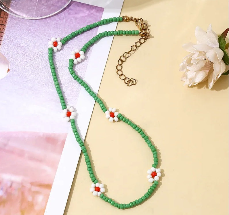 Daisy Seed Beaded Necklace