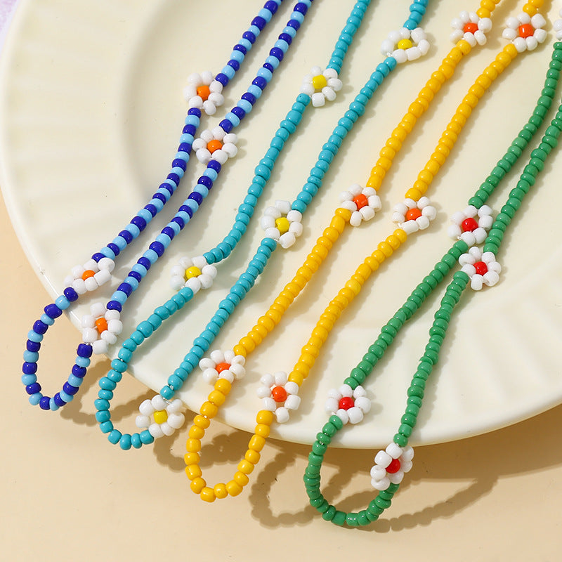 Daisy Seed Beaded Necklace